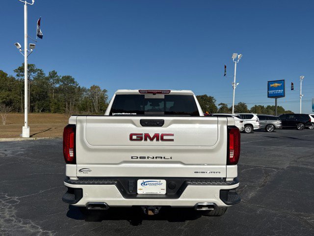 Used 2024 GMC Sierra 1500 Denali AWD/4WD image 4