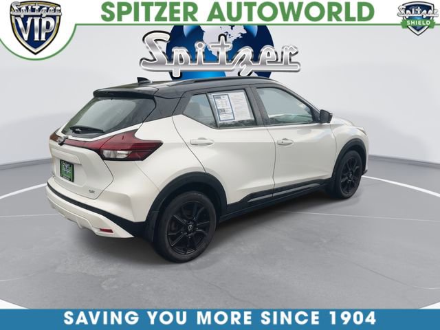 Used 2023 Nissan Kicks SR w/ SR Premium Package FWD image 9