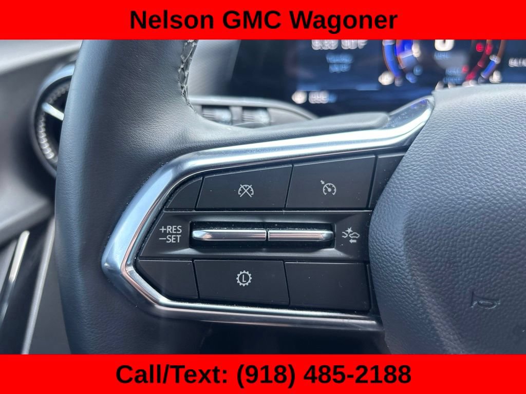 Used 2026 Chevrolet Equinox LT FWD image 13