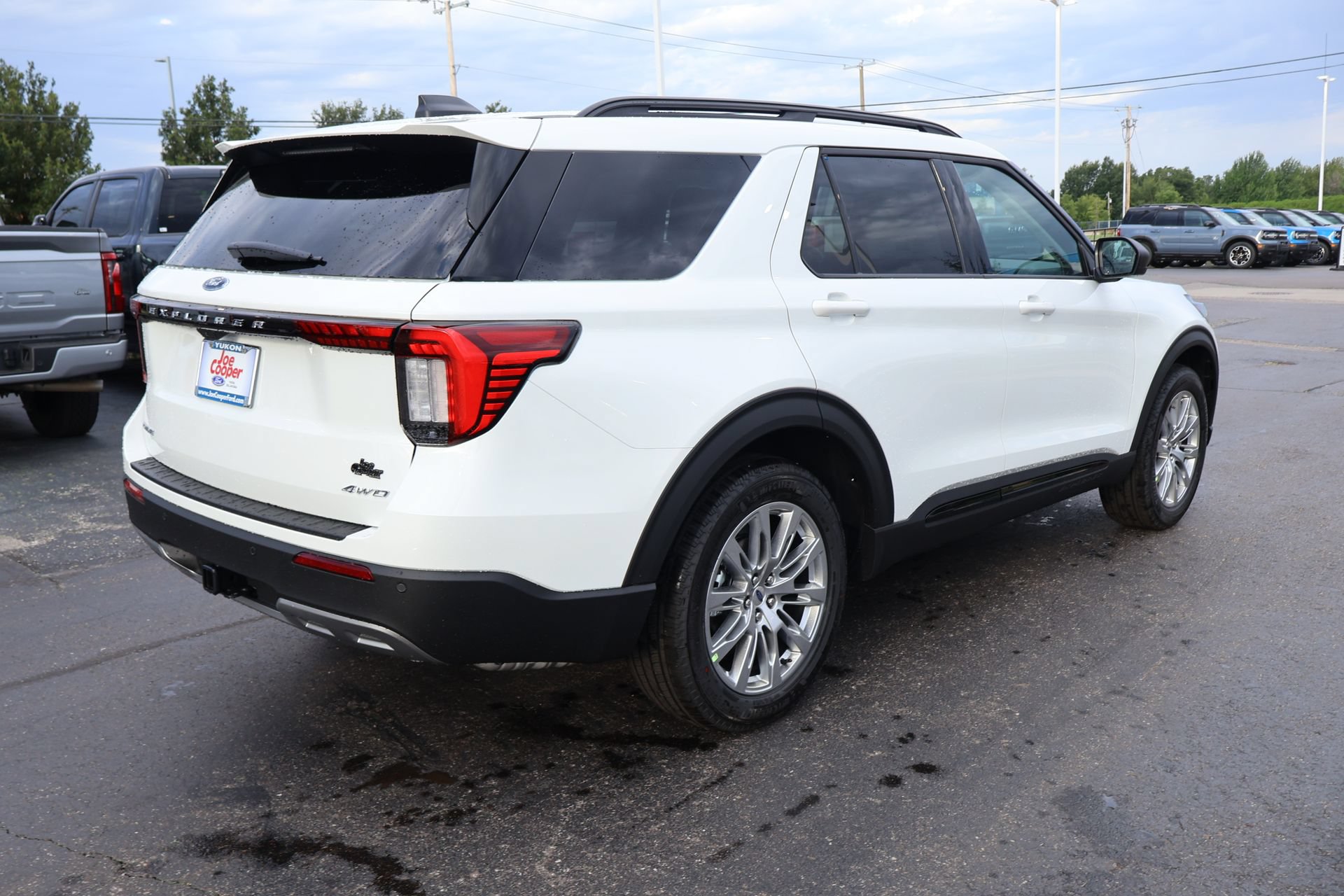 New 2026 Ford Explorer Active w/ Active Comfort Package AWD/4WD image 22