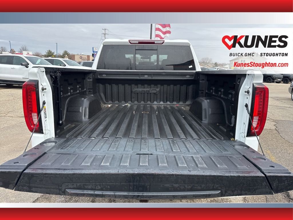 Used 2022 GMC Sierra 1500 AT4 w/ AT4 Preferred Package AWD/4WD image 17