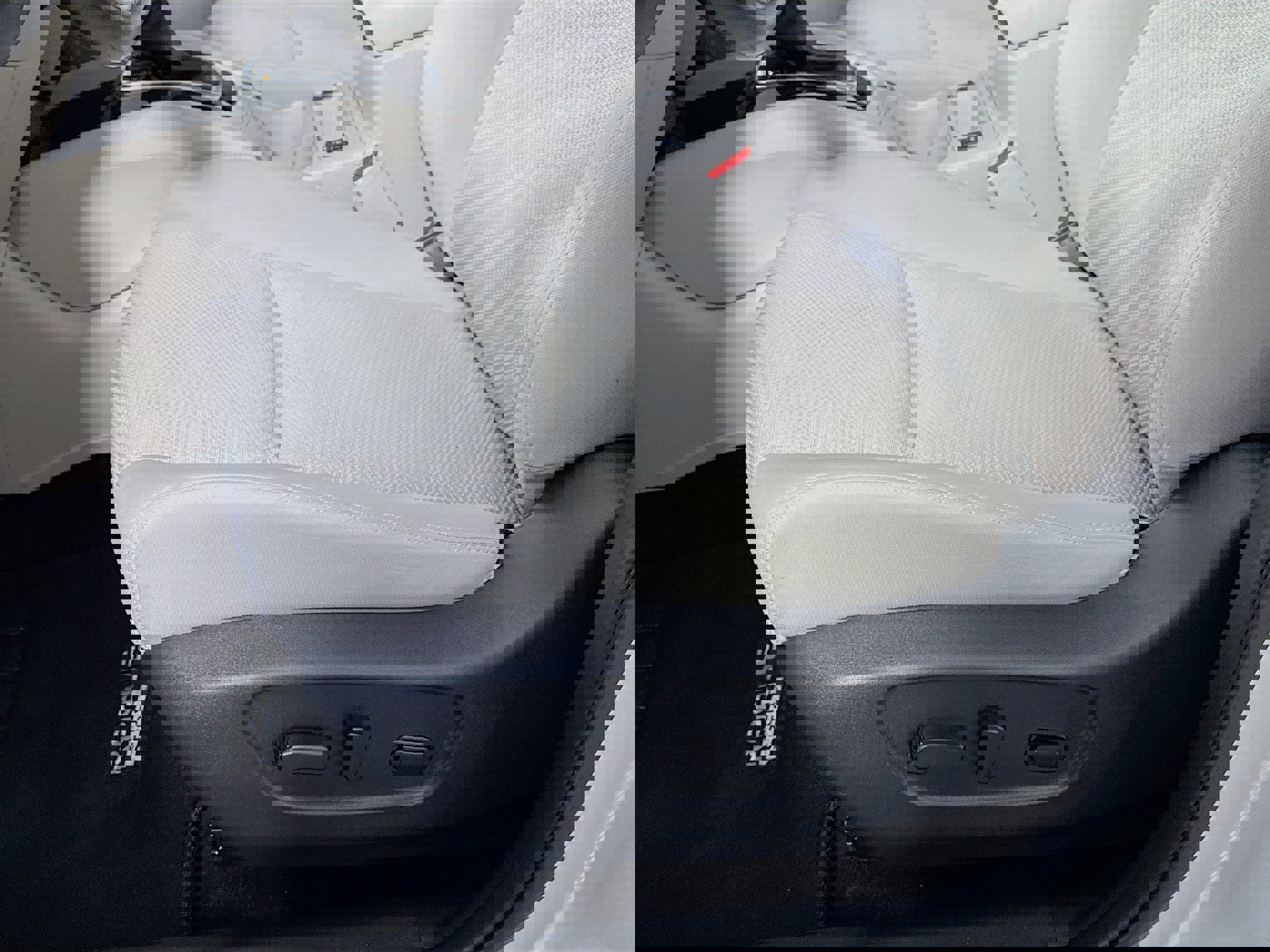 Used 2022 Nissan Rogue Sport SV image 21