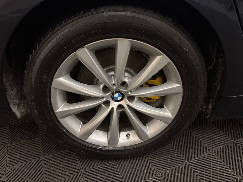 Used 2019 BMW 750i xDrive w/ Executive Package image 29