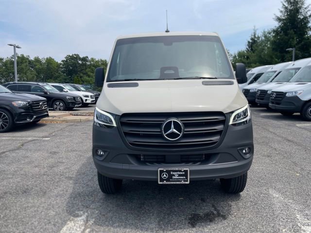Used 2025 Mercedes-Benz Sprinter 2500 image 8