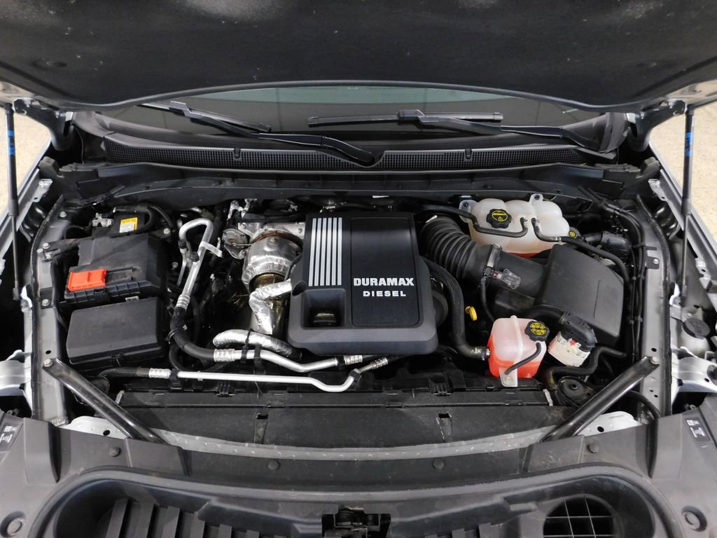 Used 2024 Chevrolet Tahoe Premier w/ Premium Package AWD/4WD image 10