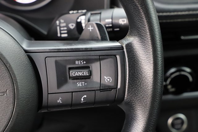 Used 2023 Nissan Rogue S image 24