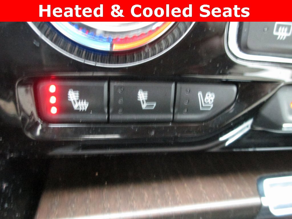 Used 2021 GMC Yukon Denali image 17