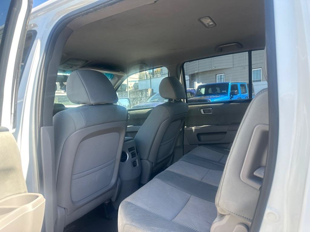 Used 2014 Honda Pilot LX image 17