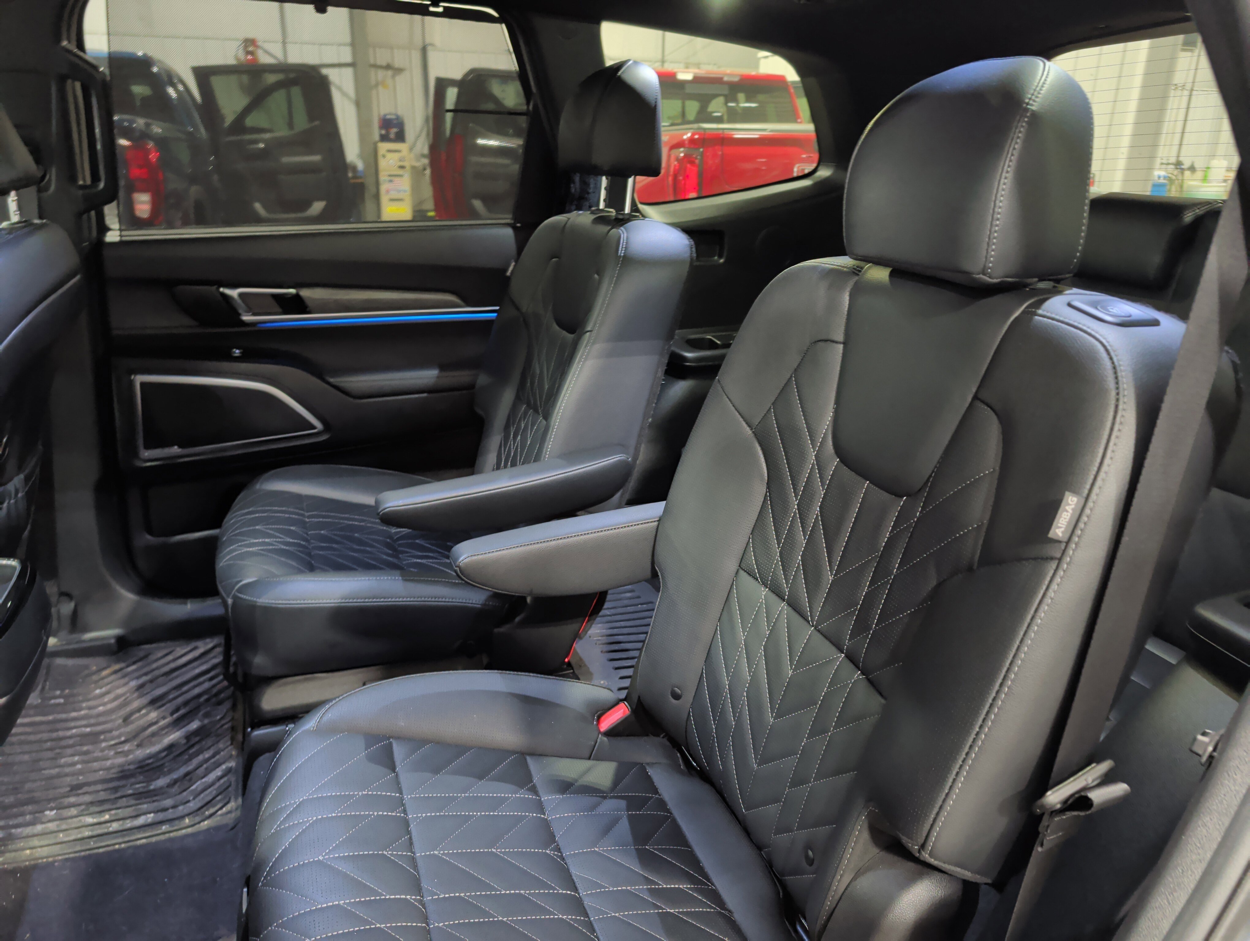 Used 2024 Kia Telluride SX X-Pro image 8