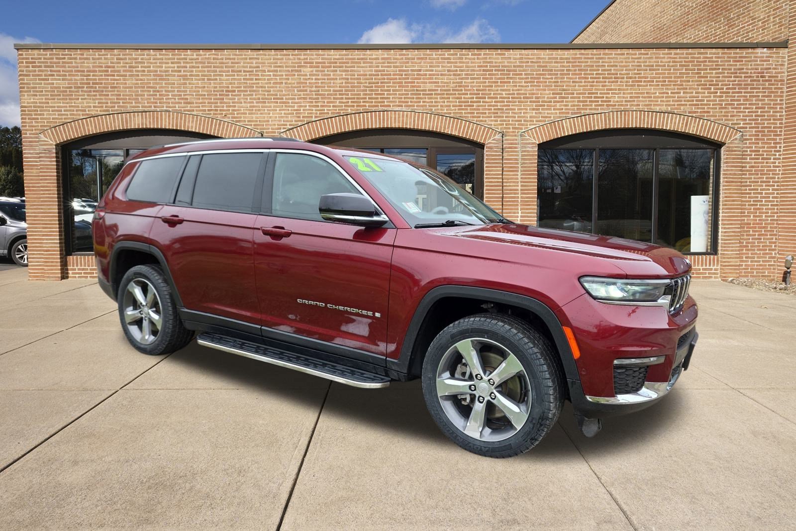 Used 2021 Jeep Grand Cherokee L Limited w/ Luxury Tech Group II image 1