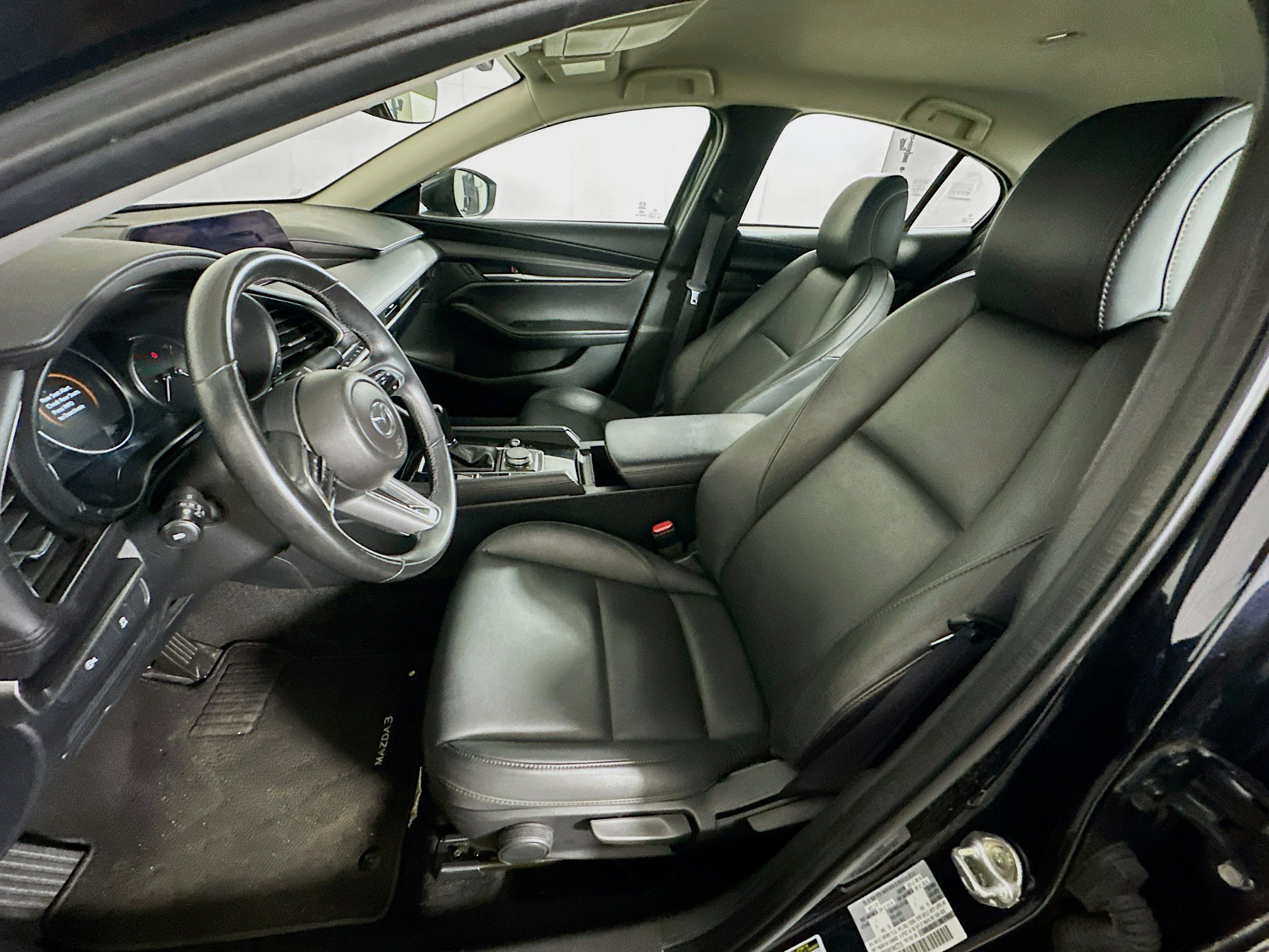 Used 2024 MAZDA MAZDA3 s image 13