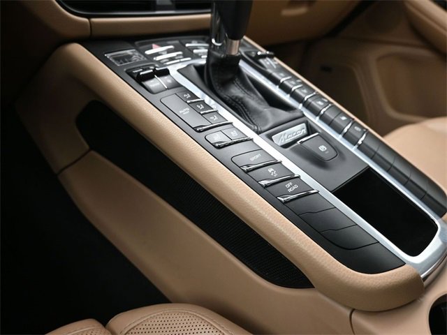 Used 2019 Porsche Macan Base image 35