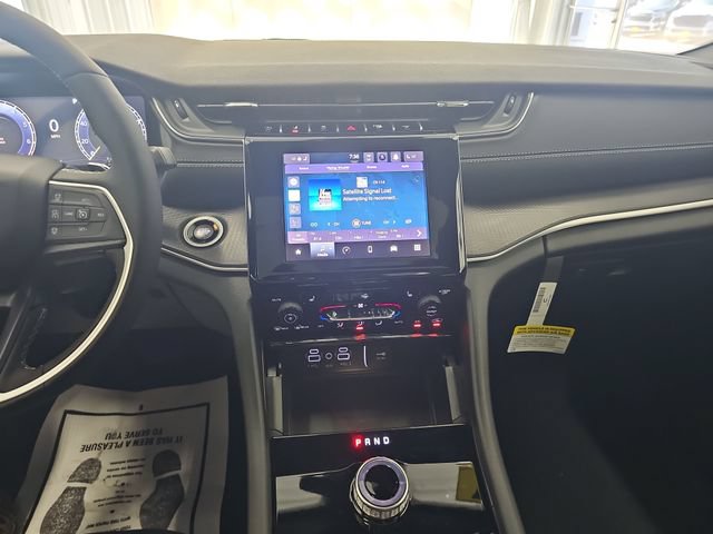 New 2026 Jeep Grand Cherokee Laredo X AWD/4WD image 17