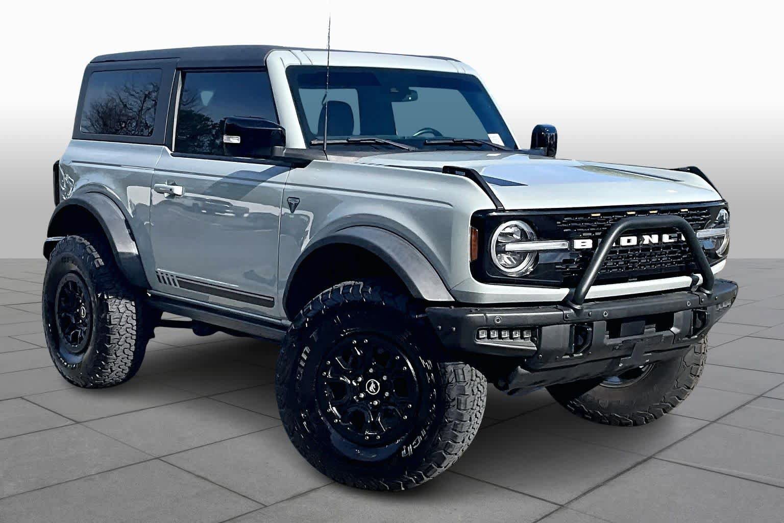Used 2021 Ford Bronco First Edition AWD/4WD image 3