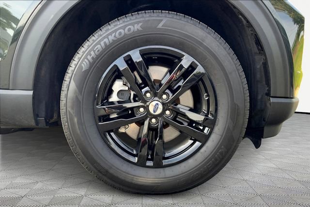 Used 2022 Ford Explorer XLT image 26