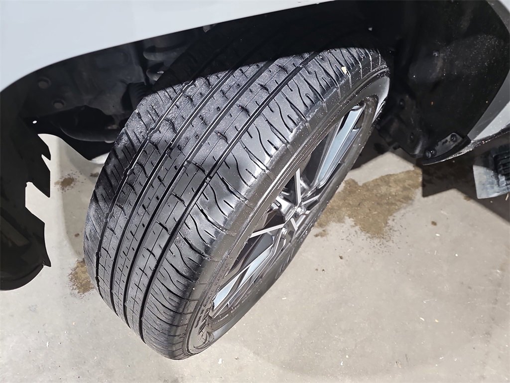 Used 2024 Lexus GX 550 image 35