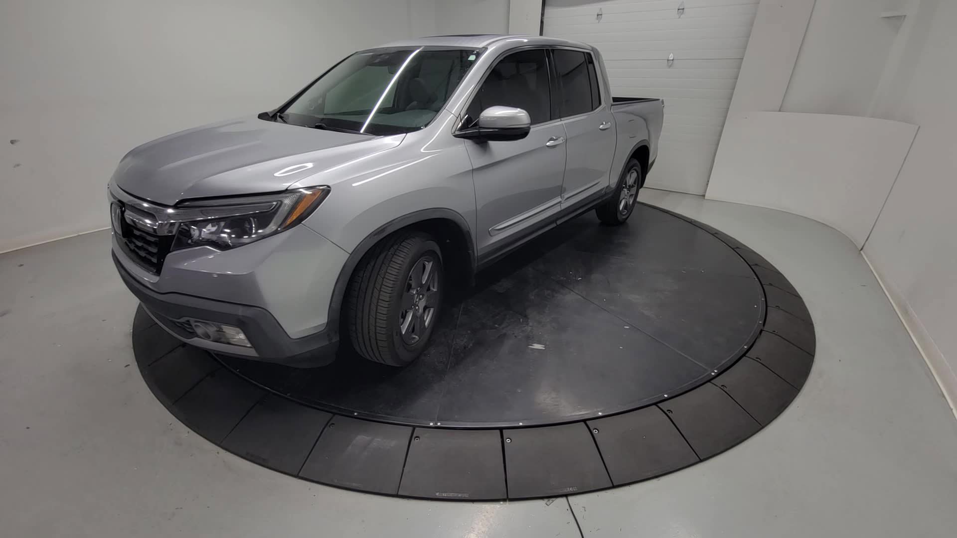 Used 2020 Honda Ridgeline RTL-E image 3