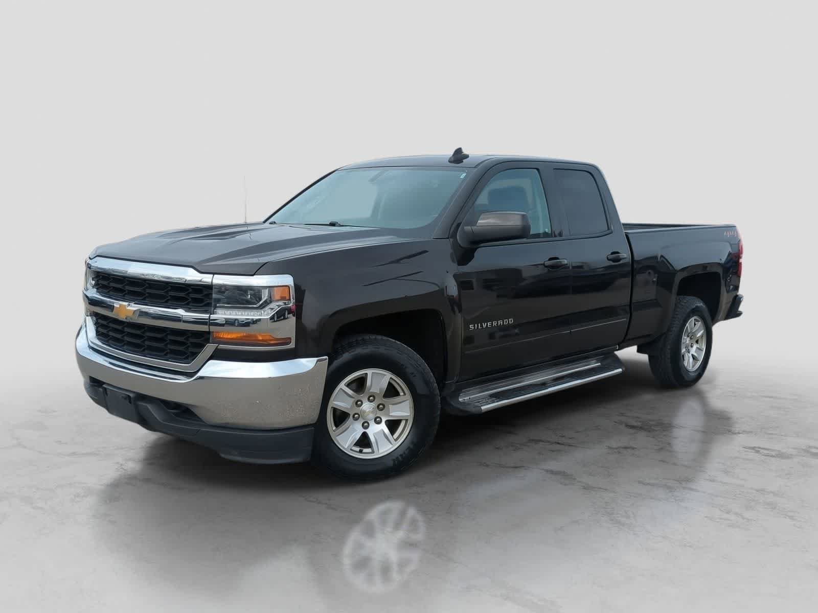 Used 2018 Chevrolet Silverado 1500 LT AWD/4WD image 1