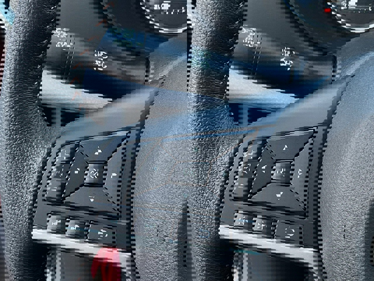 New 2025 Nissan Versa SR w/ Trunk Package image 20