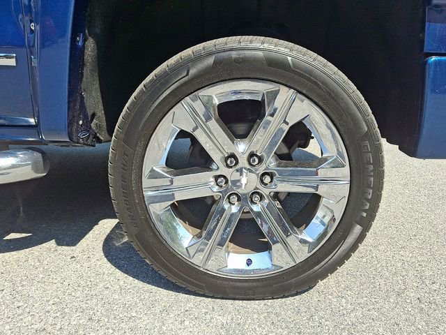Used 2015 Chevrolet Silverado 1500 High Country w/ High Country Premium Package AWD/4WD image 10