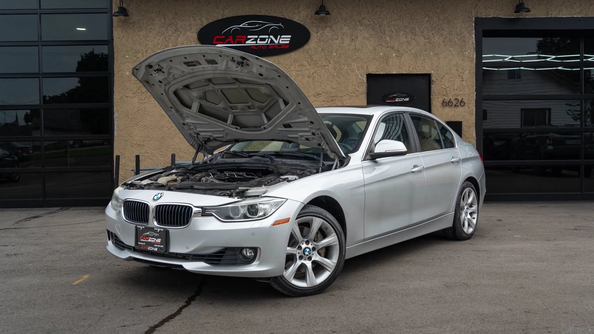 Used 2015 BMW 335i xDrive Sedan AWD/4WD image 12