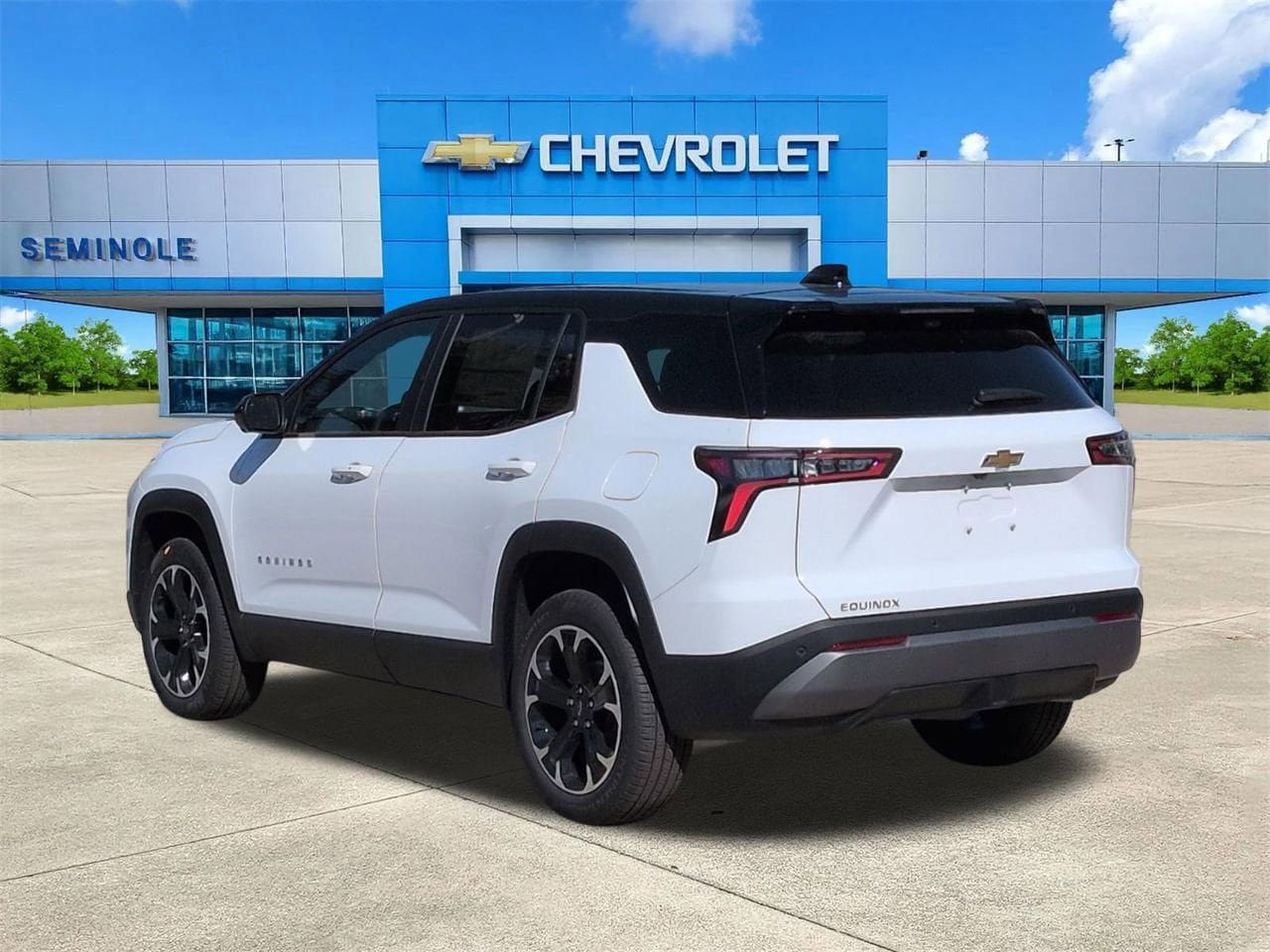 New 2026 Chevrolet Equinox LT w/ Safety and Technology Package FWD image 3