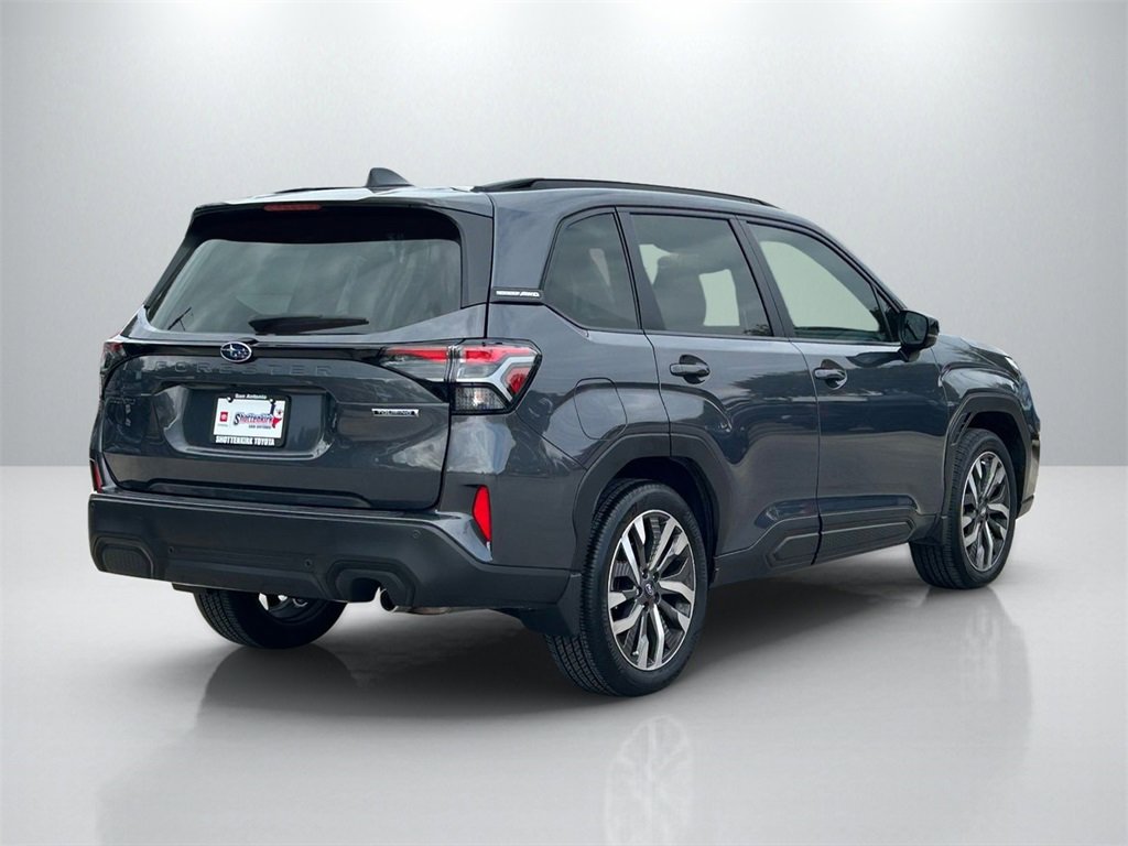 Used 2025 Subaru Forester Touring image 5