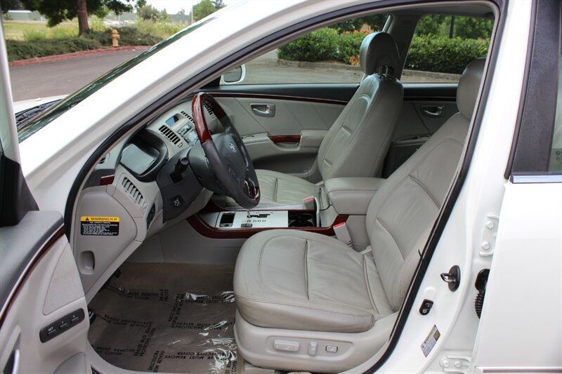 Used 2008 Hyundai Azera Limited FWD image 10