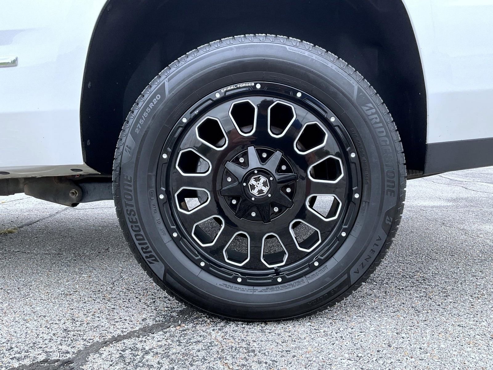 Used 2020 GMC Yukon Denali w/ Denali Ultimate Package image 23