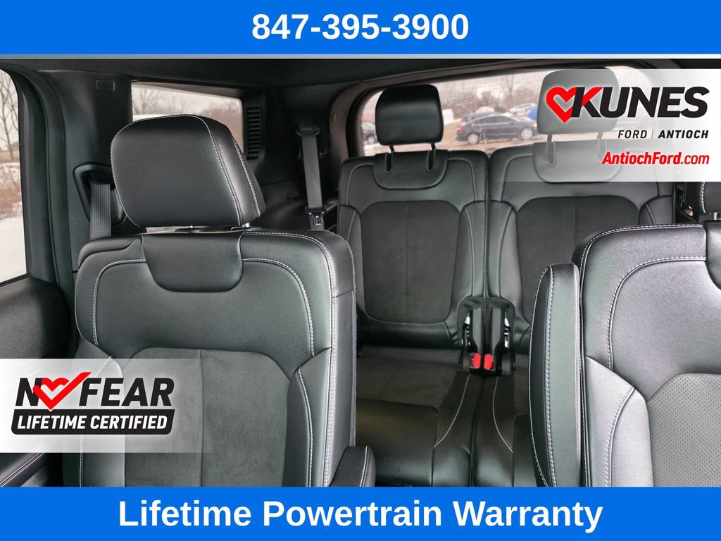 Used 2024 Jeep Grand Cherokee L Altitude image 25