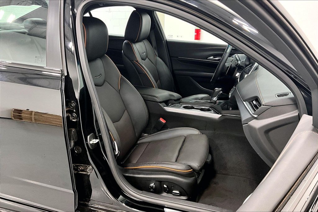 Used 2024 Cadillac CT4 Sport RWD image 9