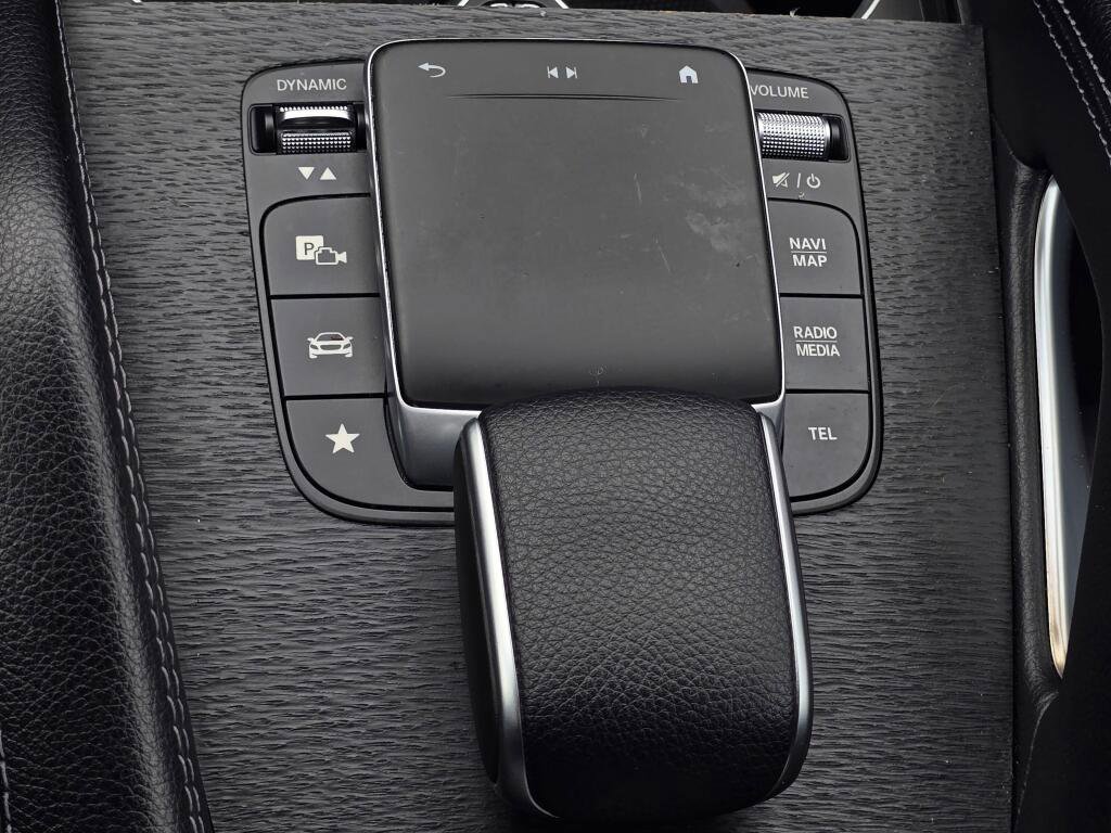 Used 2023 Mercedes-Benz GLE 350 4MATIC w/ 3rd Row Seat Package image 43