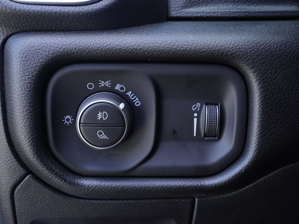 New 2026 RAM 1500 Big Horn AWD/4WD image 14