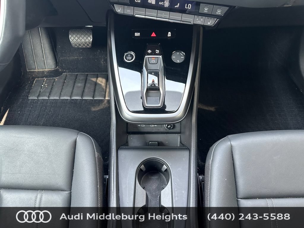 Used 2023 Audi Q4 e-tron Prestige AWD/4WD image 28