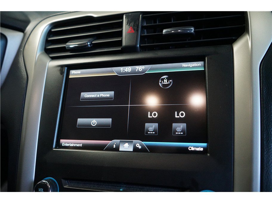Used 2016 Ford Fusion SE w/ Equipment Group 202A FWD image 21
