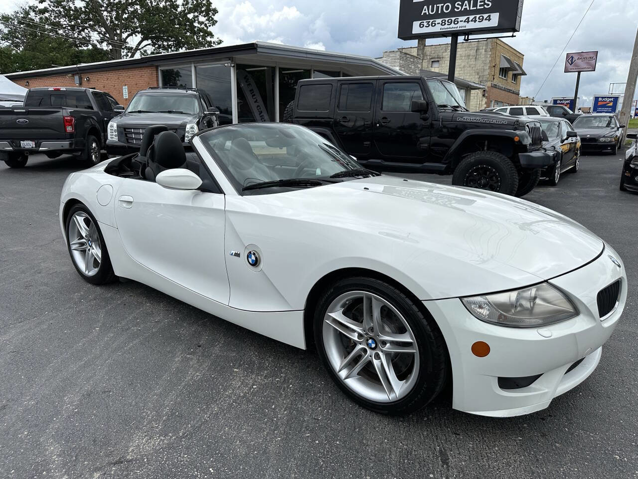 Used 2008 BMW M Roadster Base 2dr Convertible image 13