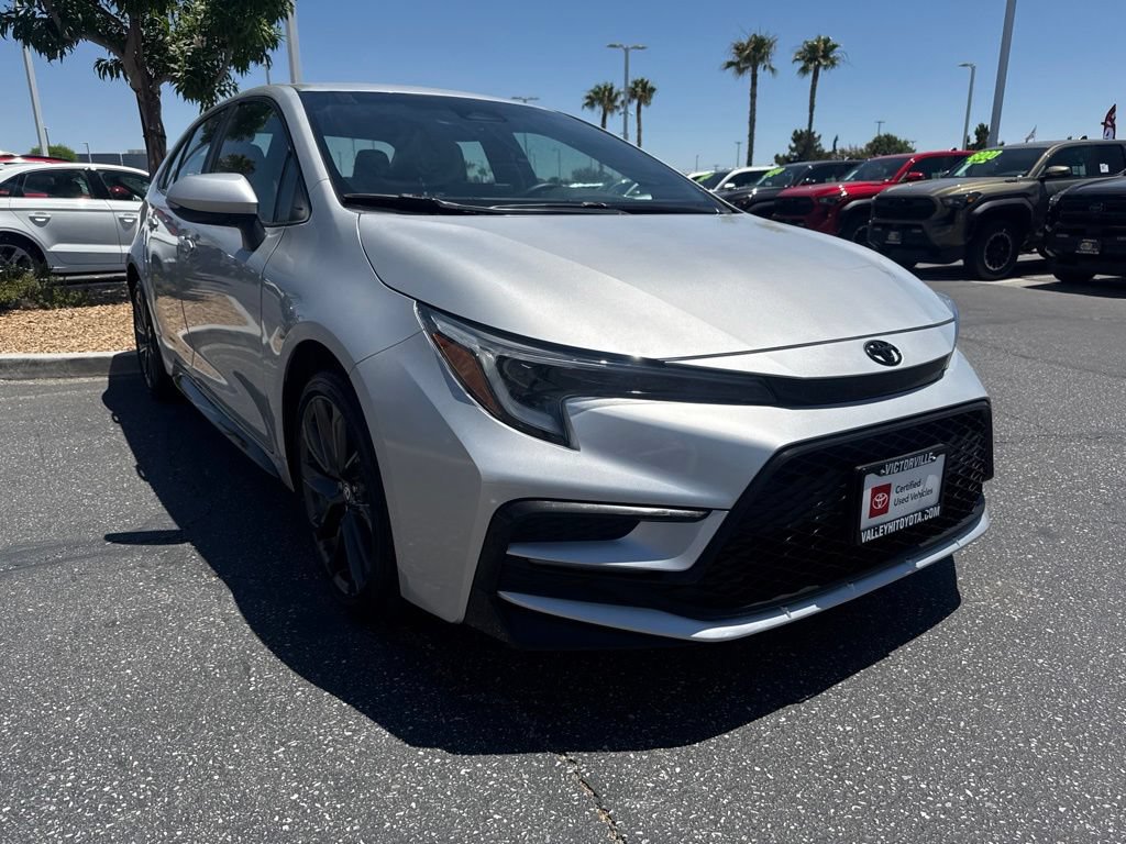 Certified 2024 Toyota Corolla SE FWD image 4
