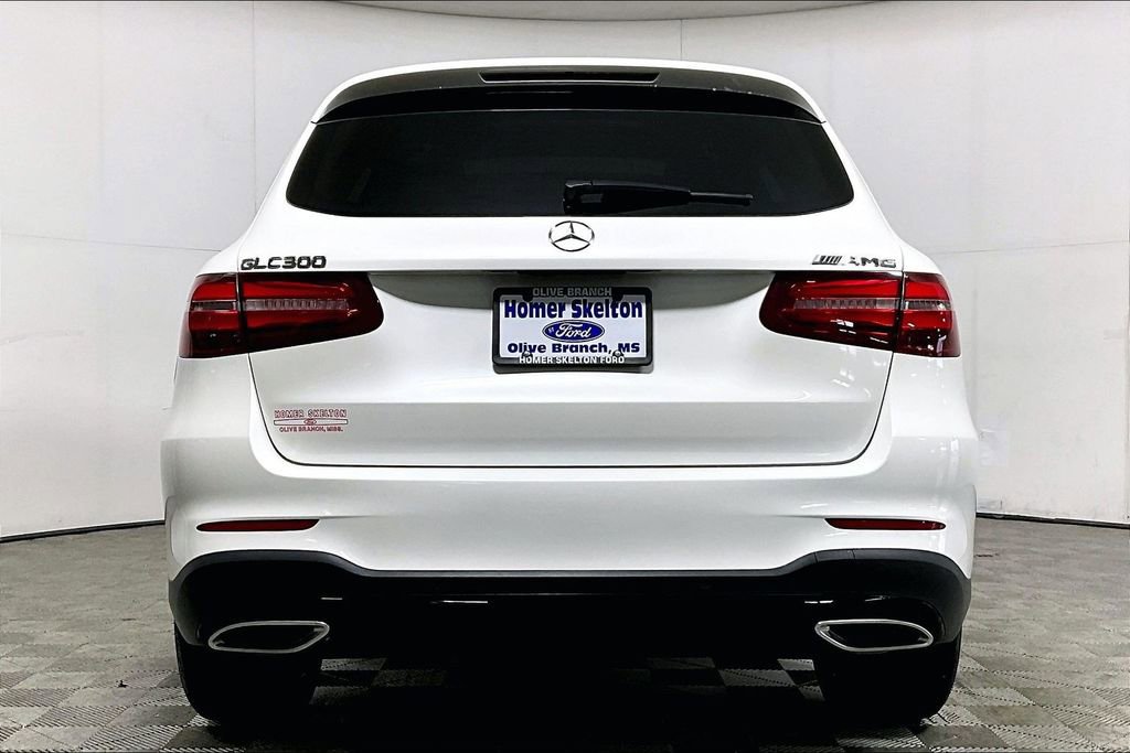 Used 2019 Mercedes-Benz GLC 300 w/ AMG Line image 4