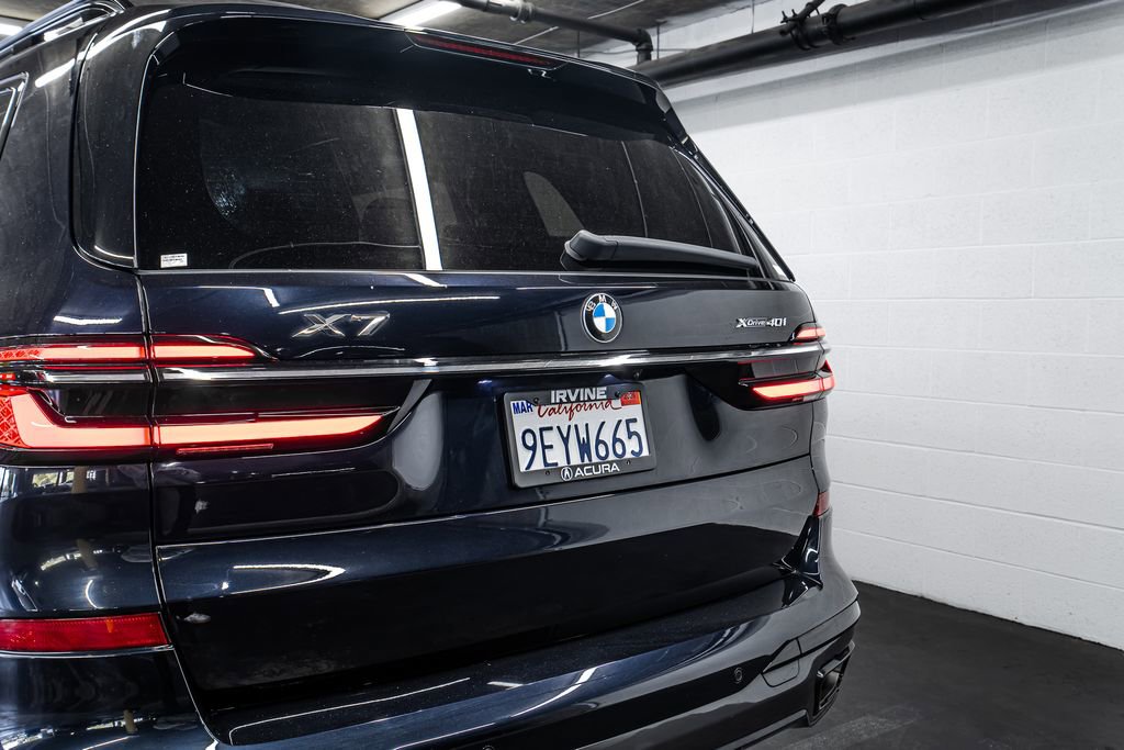 Used 2023 BMW X7 xDrive40i w/ M Sport Package image 15