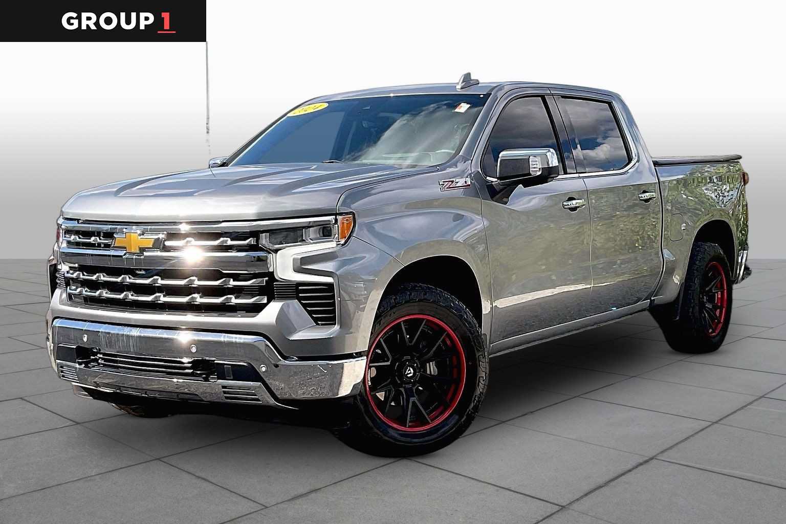 Used 2024 Chevrolet Silverado 1500 LTZ AWD/4WD image 1