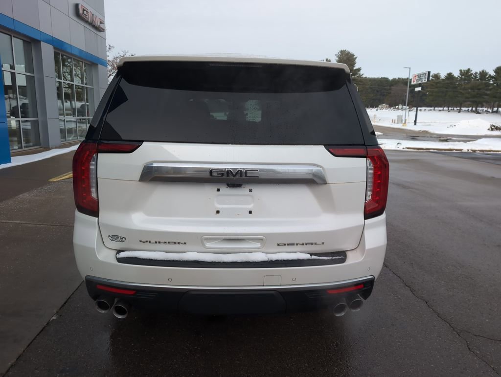 Used 2021 GMC Yukon Denali w/ Denali Premium Package AWD/4WD image 7