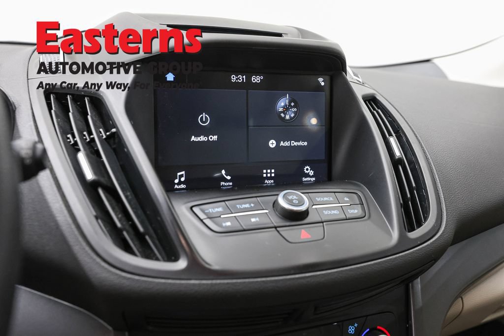Used 2018 Ford Escape SE w/ SE Sync 3 Package AWD/4WD image 18