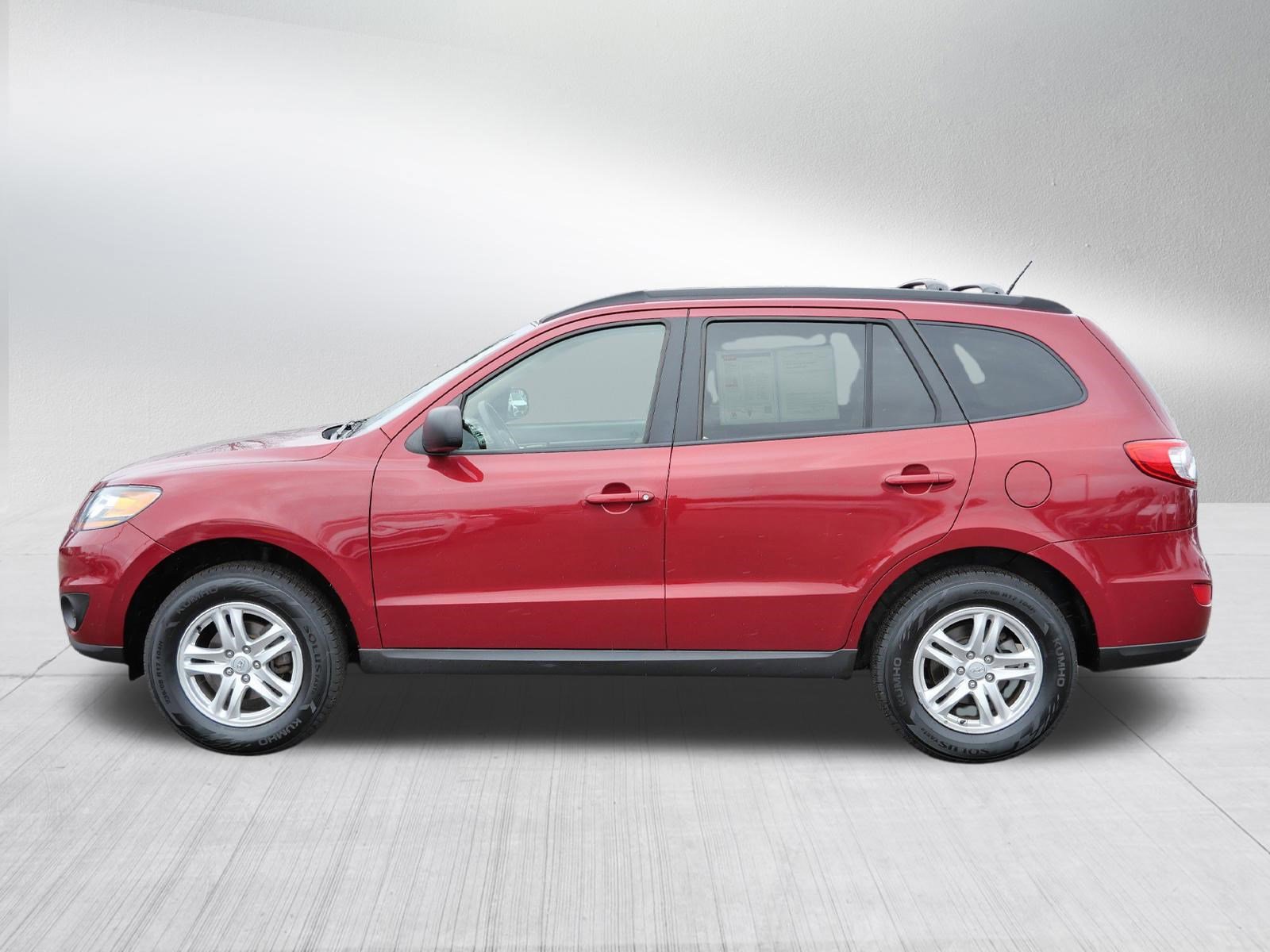 Used 2011 Hyundai Santa Fe GLS image 4