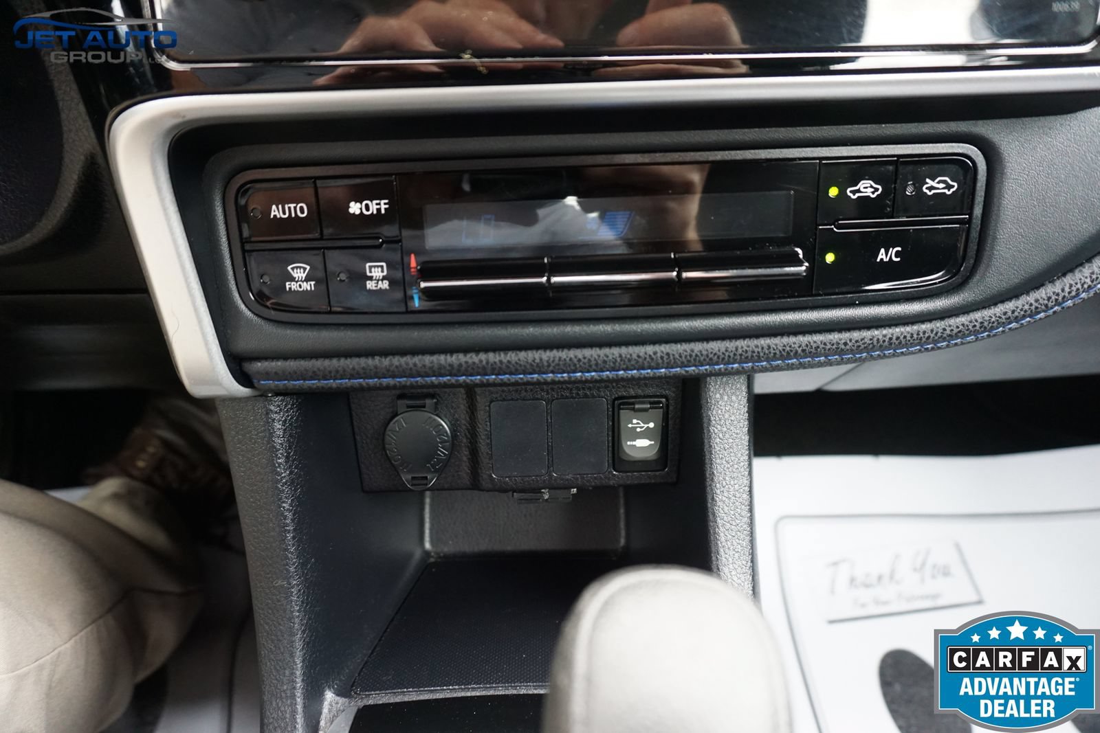 Used 2017 Toyota Corolla SE FWD image 30