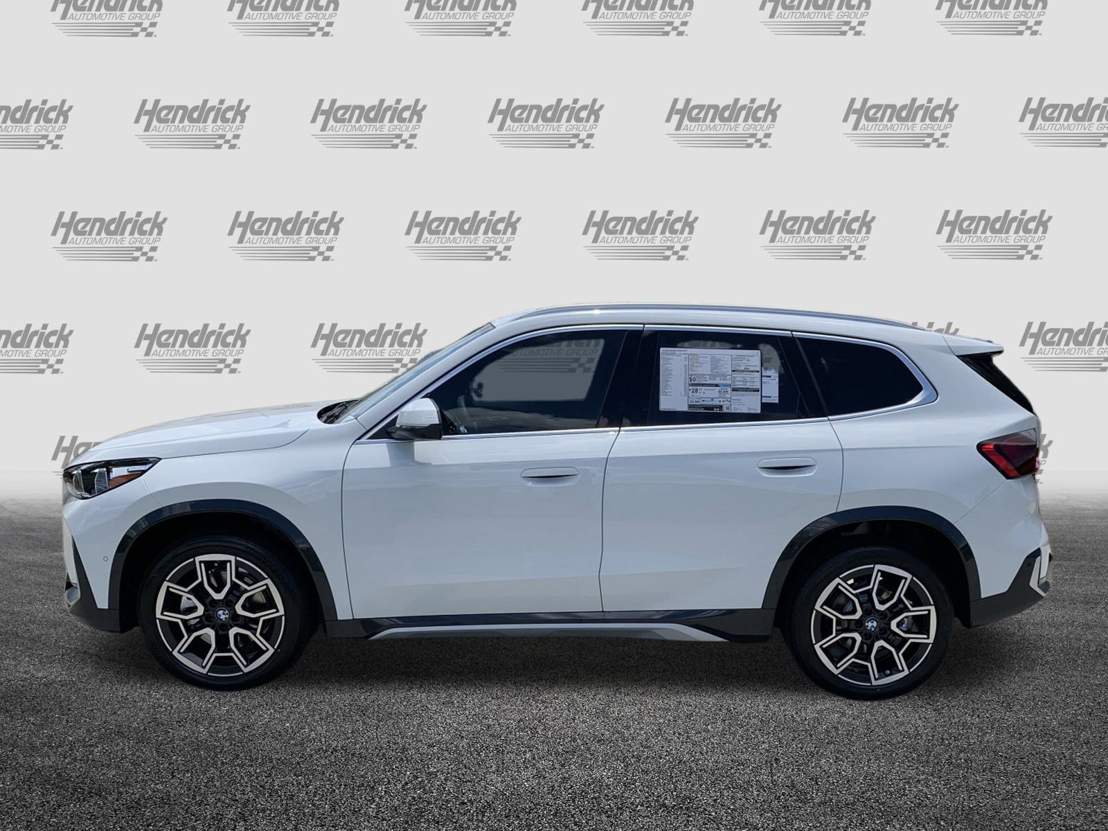 Used 2025 BMW X1 xDrive28i w/ Technology Package image 6