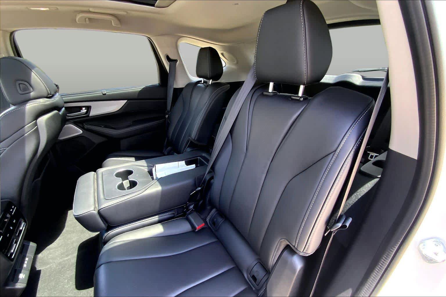 Used 2026 Acura MDX w/ Technology Package FWD image 20