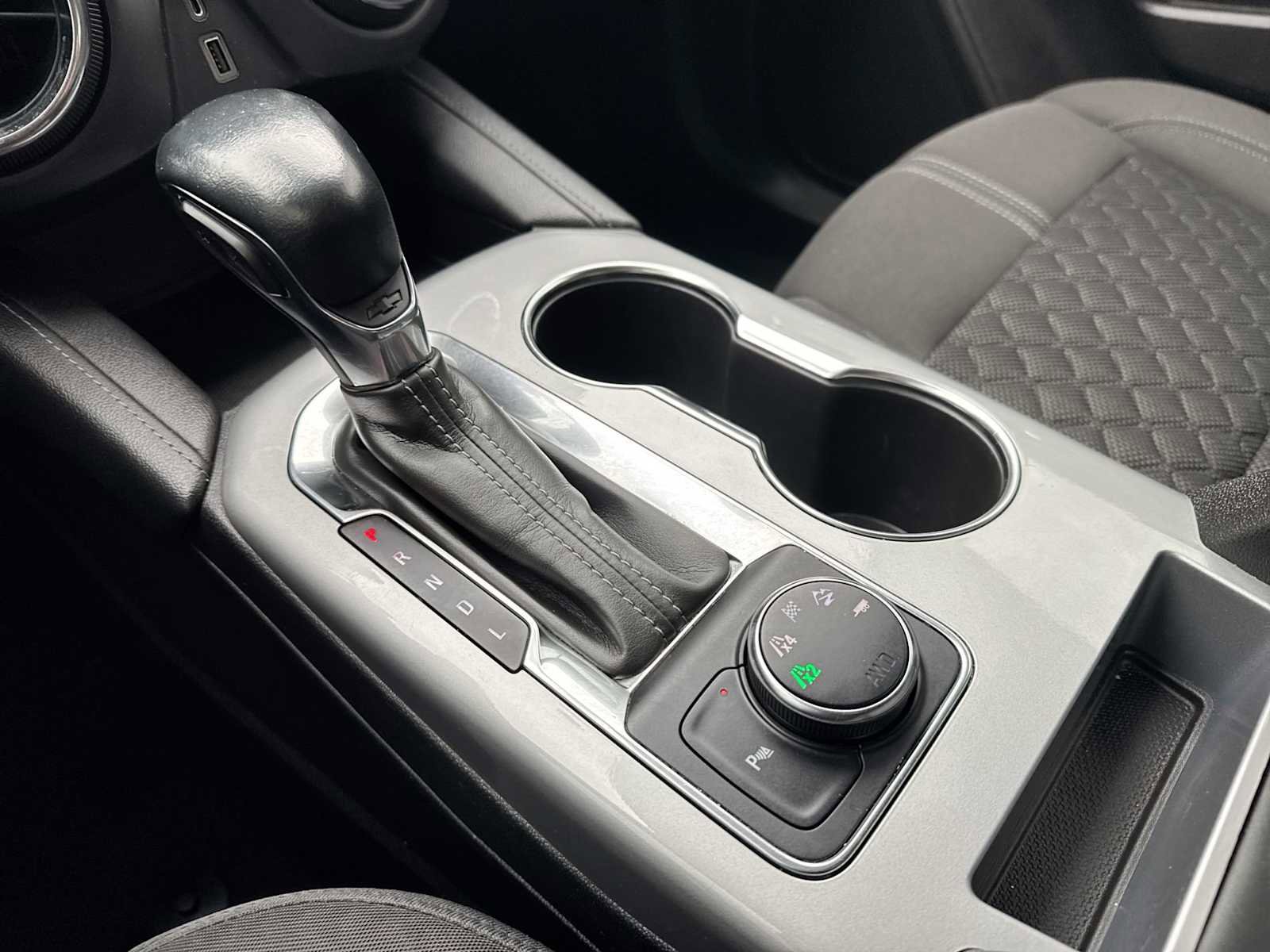 Used 2020 Chevrolet Blazer LT image 29