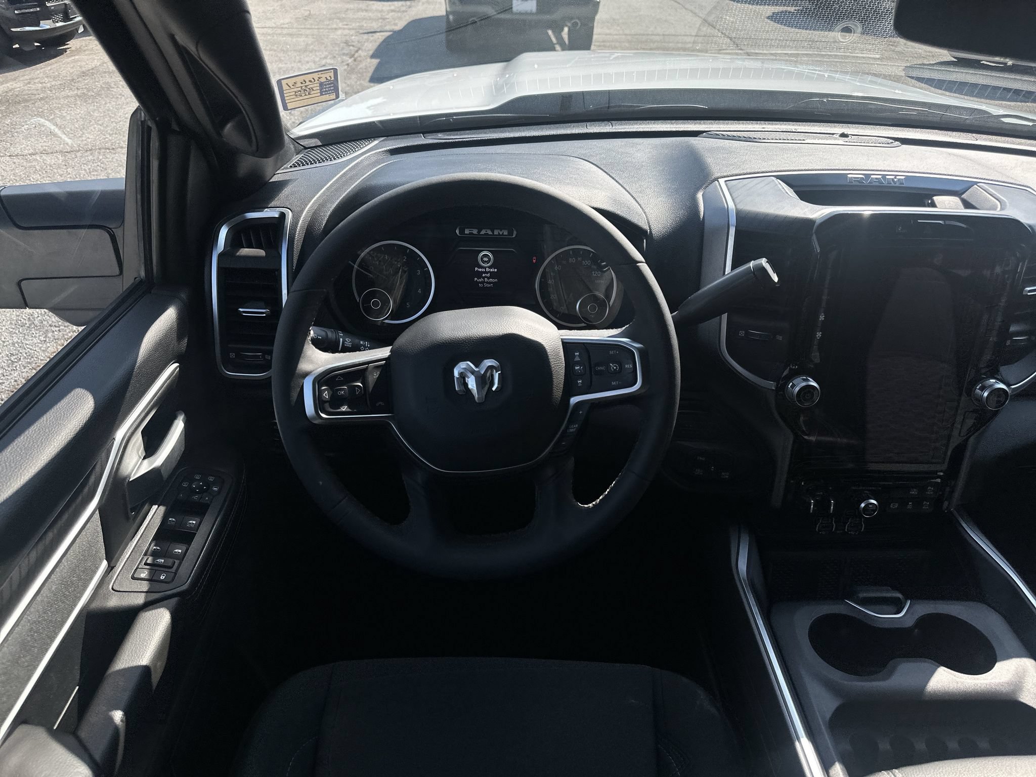 Used 2025 RAM 3500 Big Horn AWD/4WD image 23