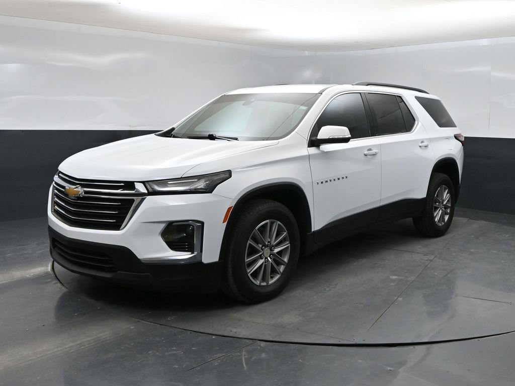 Used 2023 Chevrolet Traverse LT w/ LPO, Cargo Package AWD/4WD image 5