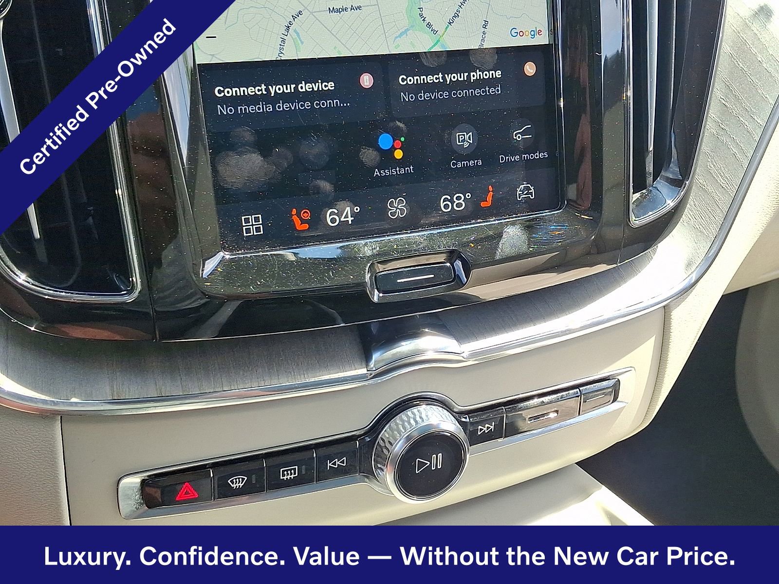 Certified 2024 Volvo XC60 B5 Plus w/ Protection Package Premier AWD/4WD image 17